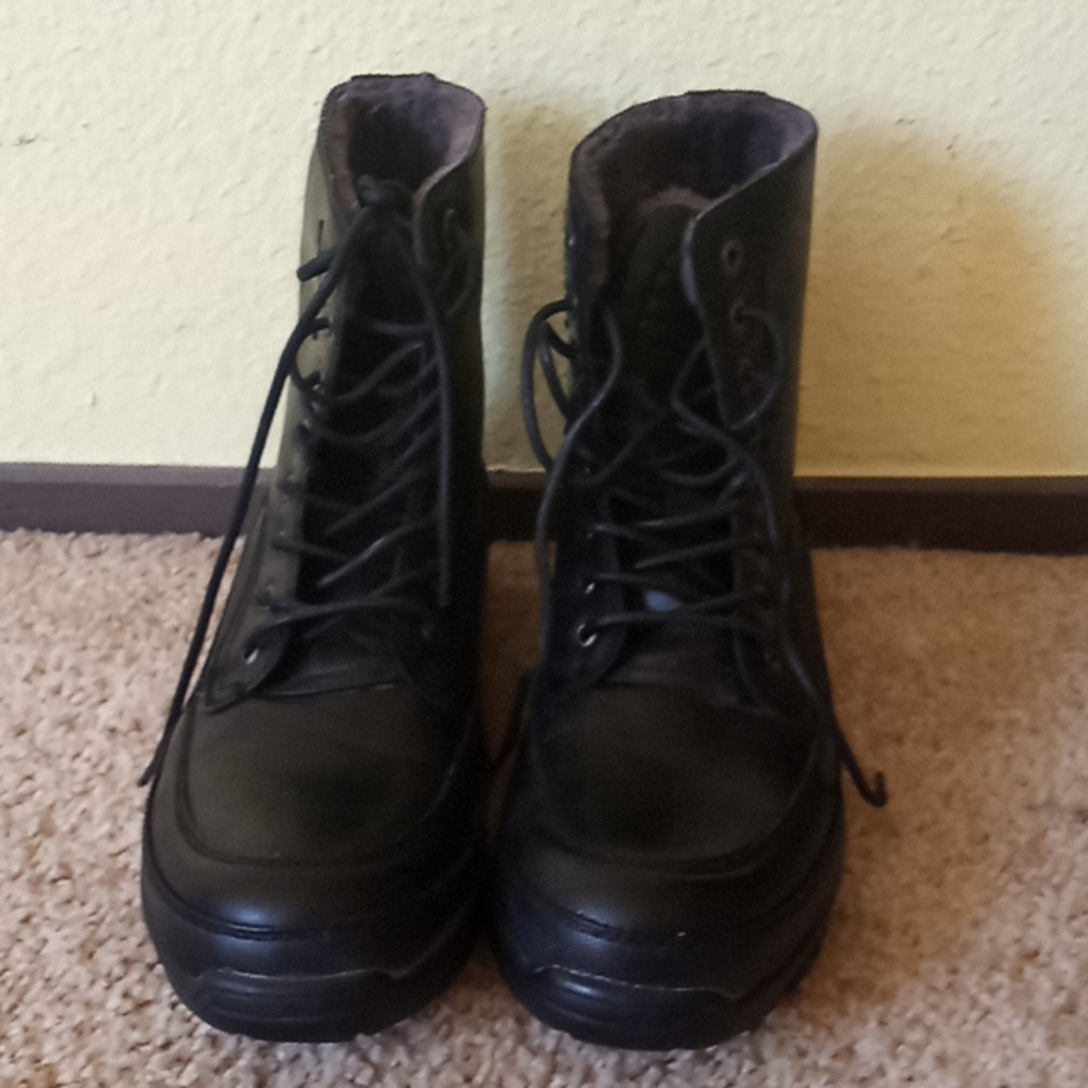 Kenneth Cole Boots